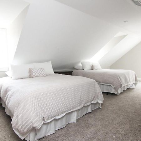 Two Bedroom With Lake View 沃尔夫伯勒 外观 照片